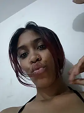 Khalessycute online show from October 14, 2025, 2:56 am