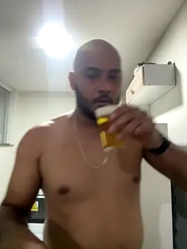 Snapshot of Morenocasado34liberal chatting on November 19, 2025, 10:32 pm Morenocasado34liberal online show from November 19, 2025, 10:32 pm