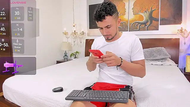 Valentiinoss online show from December 22, 2025, 9:15 pm