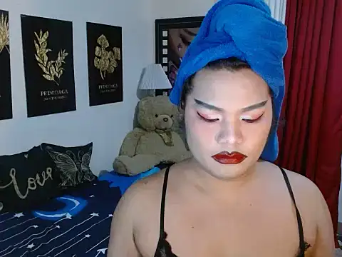 TSbrianaHugeCock online show from November 14, 2025, 8:01 pm