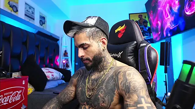 logan hugh8 online show from March 2, 2026, 5:19 am