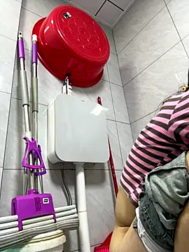 Snapshot of coco-o chatting on September 29, 2025, 12:44 pm coco-o online show from September 29, 2025, 12:44 pm