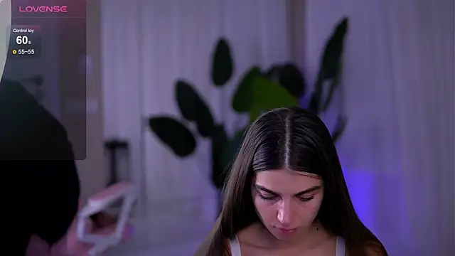 PureEllie online show from November 22, 2025, 5:06 am