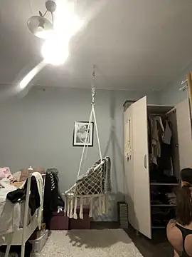 PureEllie online show from October 27, 2025, 3:29 am