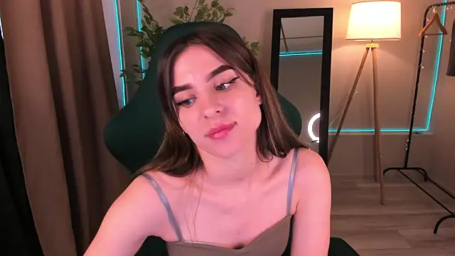 lasly moon online show from April 24, 2026, 12:12 am