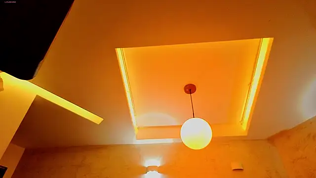 MiaWonderfull online show from August 2, 2026, 3:05 am