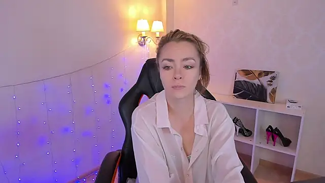 Little Rockk online show from September 10, 2025, 4:33 am