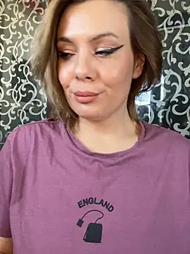 emmasweett11 online show from March 11, 2026, 9:58 am