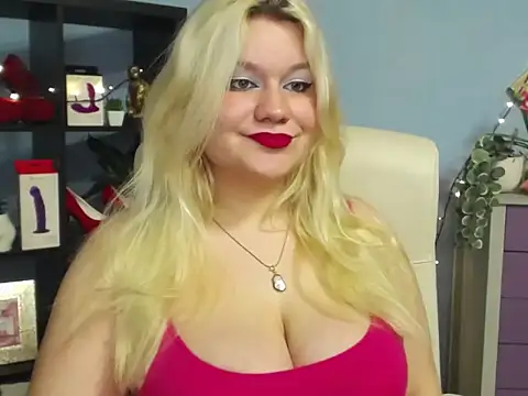 Snapshot of samantha_darling chatting on February 5, 2026, 8:10 am samantha darling online show from February 5, 2026, 8:10 am