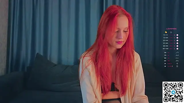 GildedKitten online show from October 10, 2025, 6:31 pm