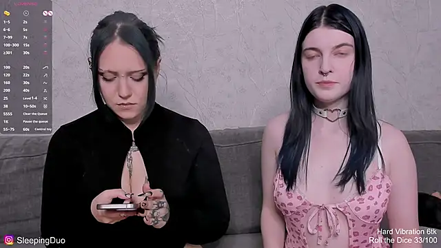 Threesomebabes online show from March 10, 2026, 4:55 pm