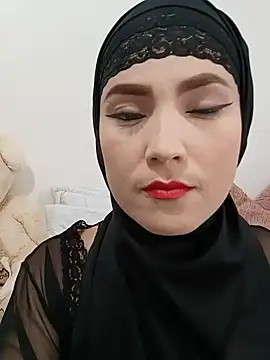 Snapshot of jamila_zair chatting on July 6, 2026, 3:14 pm jamila zair online show from July 6, 2026, 3:14 pm