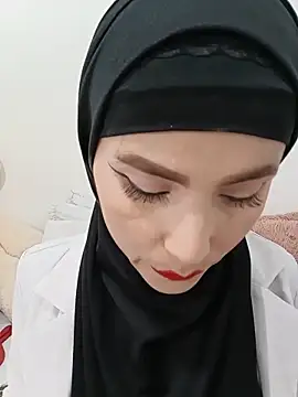 Snapshot of jamila_zair chatting on June 19, 2026, 3:18 pm jamila zair online show from June 19, 2026, 3:18 pm