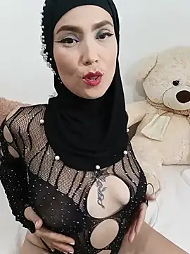 Snapshot of jamila_zair chatting on July 28, 2026, 8:34 pm jamila zair online show from July 28, 2026, 8:34 pm