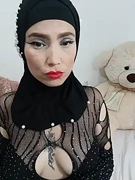 Snapshot of jamila_zair chatting on July 28, 2026, 8:52 pm jamila zair online show from July 28, 2026, 8:52 pm