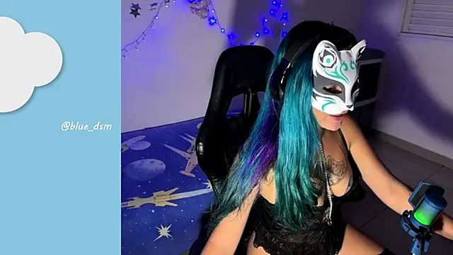 bluesubmissive online show from July 5, 2026, 1:32 am