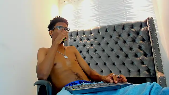 nero reyd online show from October 21, 2025, 7:46 pm