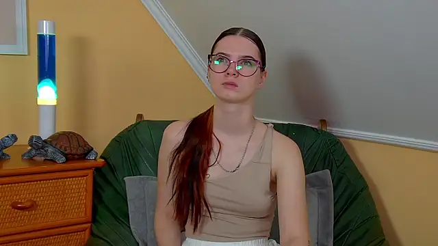 MelissaMays online show from October 7, 2025, 6:42 pm