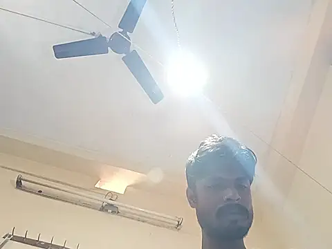 96Rohon online show from October 8, 2025, 5:09 am