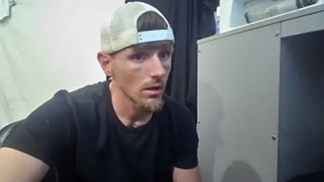 Snapshot of Robbin_Bnks chatting on October 30, 2025, 5:17 am Robbin Bnks online show from October 30, 2025, 5:17 am