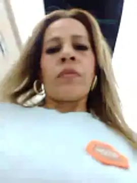 Alisson Milf online show from April 14, 2026, 4:17 am