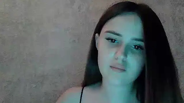 Snapshot of SweetLoraa chatting on July 17, 2026, 11:02 pm SweetLoraa online show from July 17, 2026, 11:02 pm
