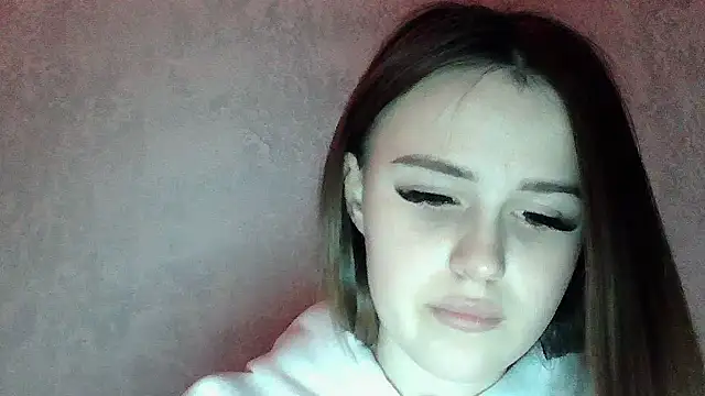 SweetLoraa online show from March 20, 2026, 7:59 pm