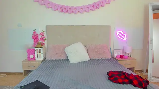 Snapshot of LexyFuun chatting on February 20, 2026, 7:10 am LexyFuun online show from February 20, 2026, 7:10 am