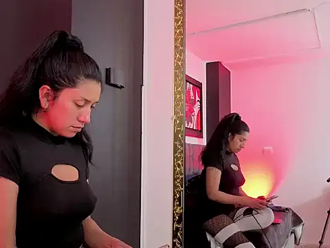 Snapshot of MihaCarther chatting on July 19, 2026, 1:03 am MihaCarther online show from July 19, 2026, 1:03 am