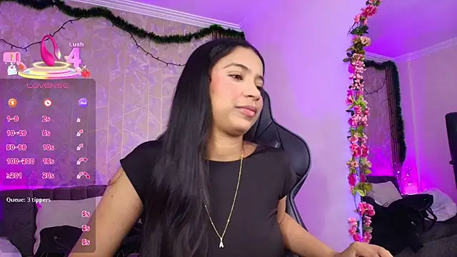 SophiaWalker 1 online show from November 16, 2025, 10:42 am