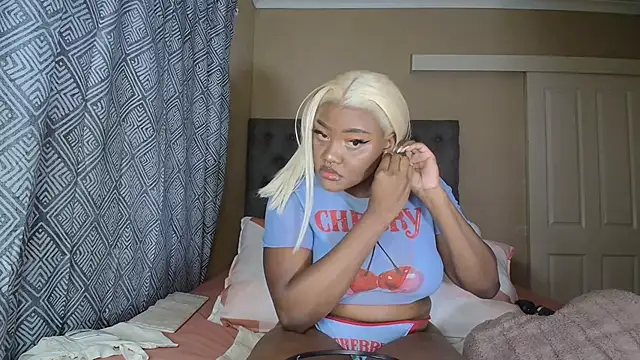 nanababe1 online show from March 8, 2026, 11:02 am