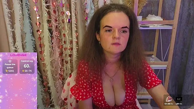 Snapshot of Luisa_Rosee chatting on September 12, 2025, 5:56 pm Luisa Rosee online show from September 12, 2025, 5:56 pm