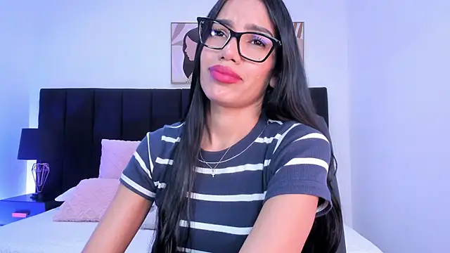 kaylaadams7 online show from February 21, 2026, 11:45 am