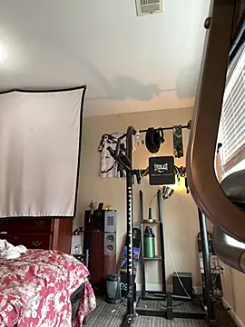 Snapshot of KeYBuMp323 chatting on February 18, 2026, 5:31 pm KeYBuMp323 online show from February 18, 2026, 5:31 pm