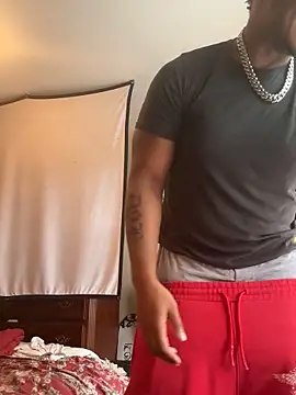 Snapshot of KeYBuMp323 chatting on February 5, 2026, 4:25 pm KeYBuMp323 online show from February 5, 2026, 4:25 pm