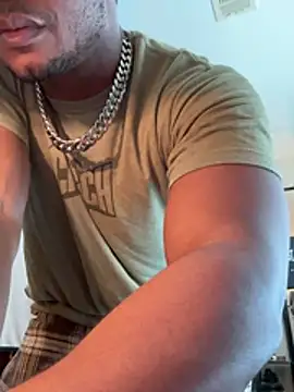 Snapshot of KeYBuMp323 chatting on March 2, 2026, 3:30 pm KeYBuMp323 online show from March 2, 2026, 3:30 pm