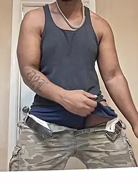 KeYBuMp323 online show from November 10, 2025, 4:23 pm