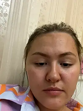 SunshineEmma online show from September 13, 2025, 10:32 pm