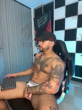 Snapshot of Nikola_Hank chatting on September 18, 2025, 8:28 am Nikola Hank online show from September 18, 2025, 8:28 am