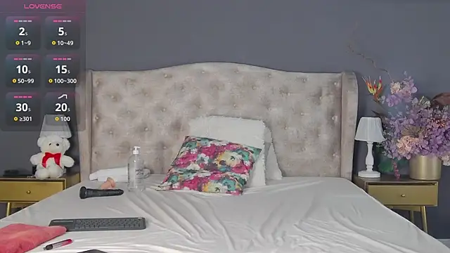 Leah Brooks online show from October 26, 2025, 5:08 am