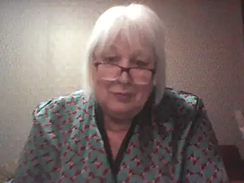 Alexia64231 online show from December 15, 2025, 2:12 pm