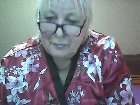 Alexia64231 online show from October 11, 2025, 1:01 pm