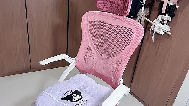 Lilium-520 online show from March 20, 2026, 11:44 am