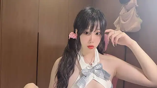 Lilium-520 online show from October 26, 2025, 10:37 am