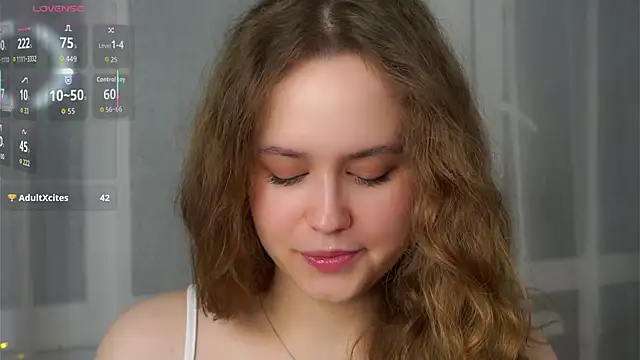 Snapshot of SusannaScholler chatting on March 3, 2026, 10:06 pm SusannaScholler online show from March 3, 2026, 10:06 pm