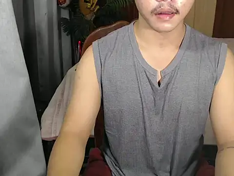 hot emman online show from April 16, 2026, 1:23 pm