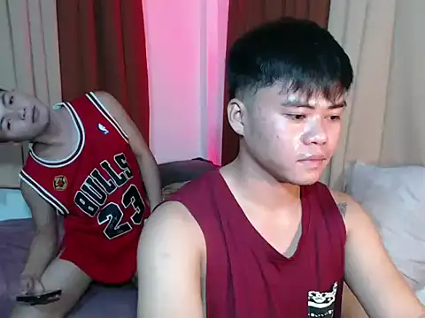 hot emman online show from February 17, 2026, 12:35 pm