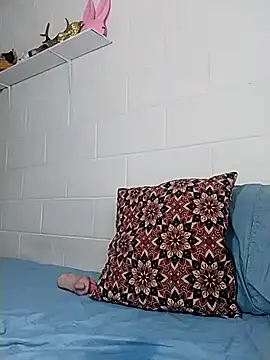 oxxy jean online show from April 16, 2026, 10:23 pm