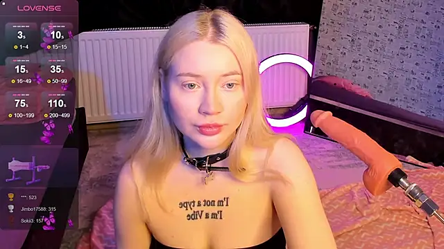 Lillie Berry online show from February 25, 2026, 4:34 am