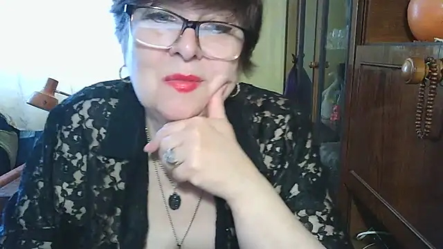 VeronicaGold511 online show from May 20, 2026, 7:16 am